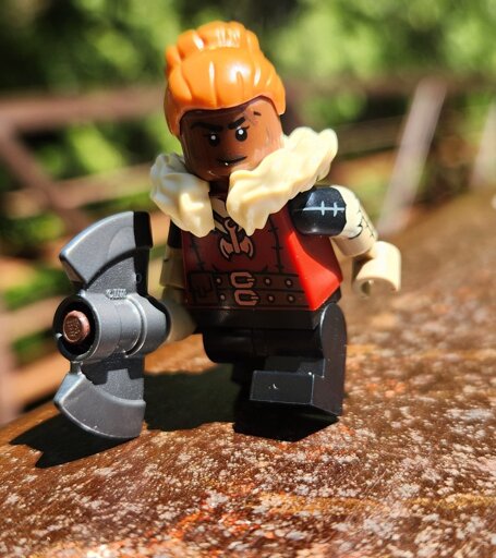 Dhuathi Toe Cruncher roams the roads. 